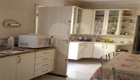 Casa à venda com 3 quartos, sendo 1 suíte,  em Vila Mazzei, São Paulo, SP