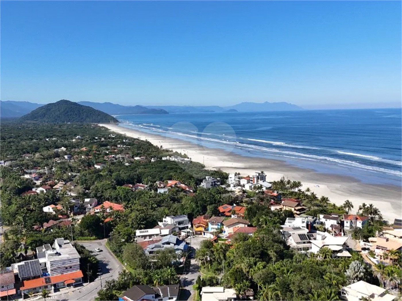 Casa à venda com 3 quartos, sendo 2 suítes, em Costa do Sol, Bertioga, SP
