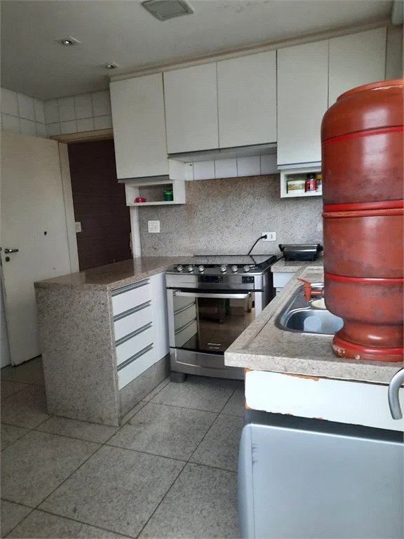 Sobrado à venda com 3 quartos, sendo 1 suíte, em Jardim Ester, São Paulo, SP