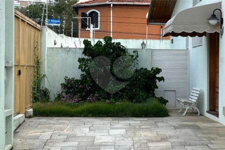 Casa à venda com 3 suítes em Vila Cordeiro, São Paulo, SP