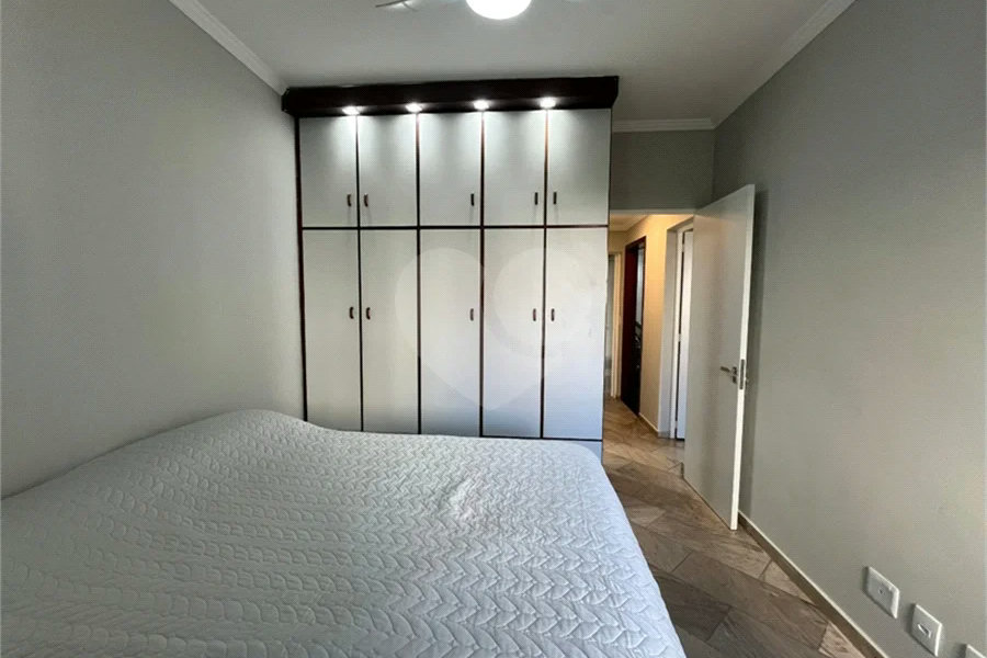 Apartamento Garden com 195 m² de Área Útil, 3 Dormitórios e 2 Vagas