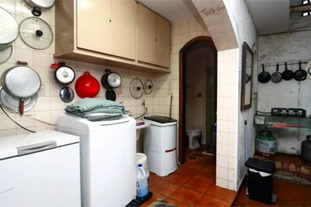 Casa à venda com 5 quartos, sendo 2 suítes,  em Vila Sônia, São Paulo, SP