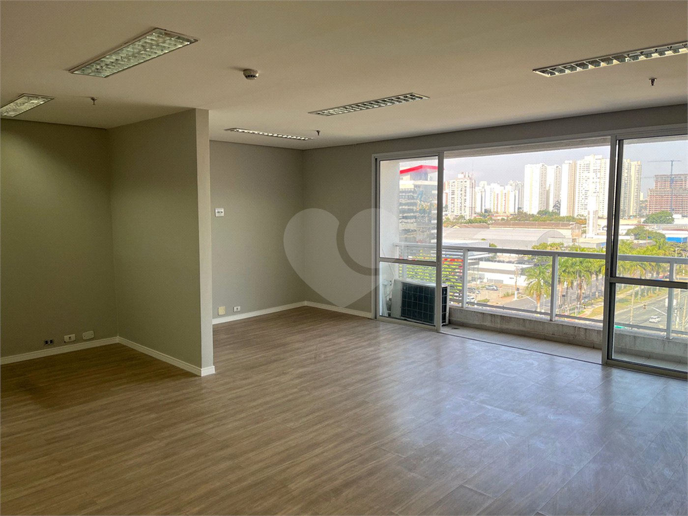 Sala à venda em Vila Leopoldina, São Paulo, SP