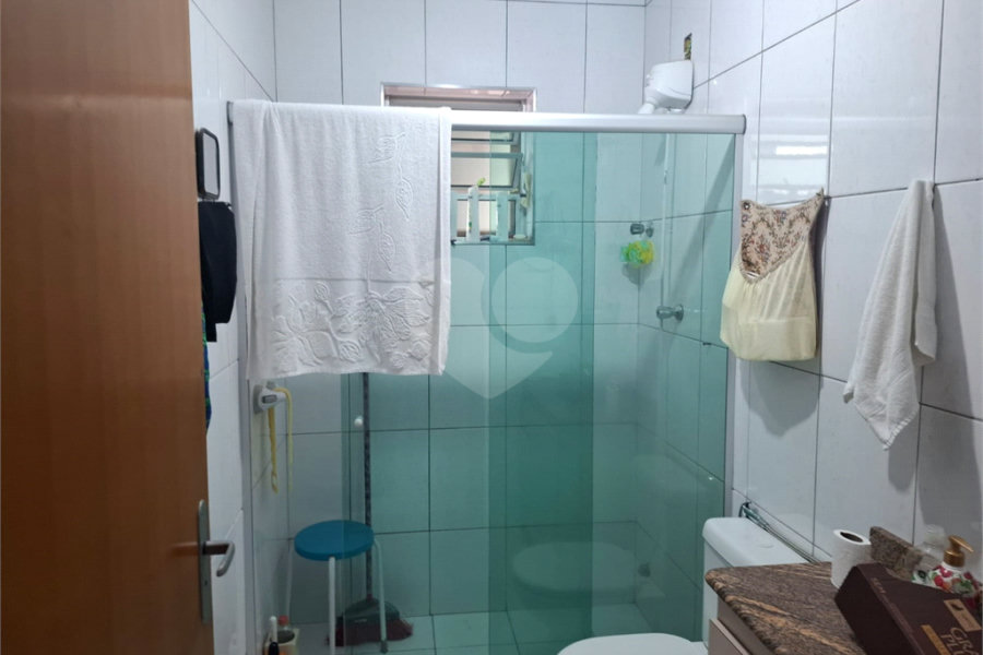 Sobrado venda ou locação HORTO com 254m2, 4 quartos, 2 sala, 2 cozinha, quintal e 3 vagas de garagem