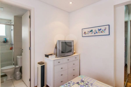 APARTAMENTO COM 118 m², TRÊS SUITES E VARANDA GOURMET - Campo Belo