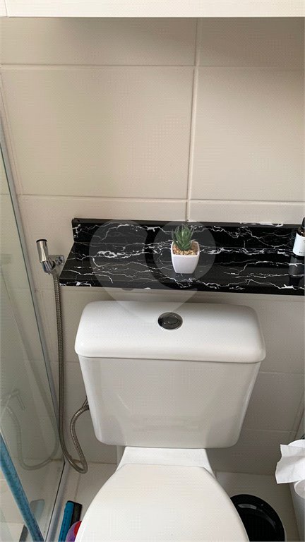 Apartamento no Condomínio Parque dos Manacás.