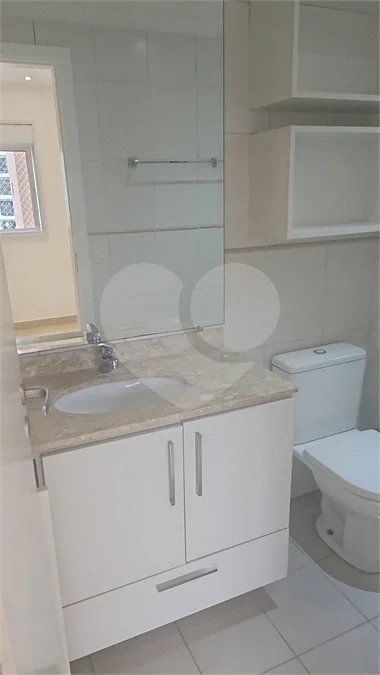 Apartamento para alugar com 3 quartos, sendo 1 suíte,  em Vila Olímpia, São Paulo, SP