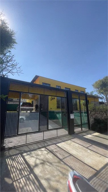 Incrível imóvel comercial com 250 metros de área construída com 5 salas e 2 cozinhas com 5 vags no caxingui