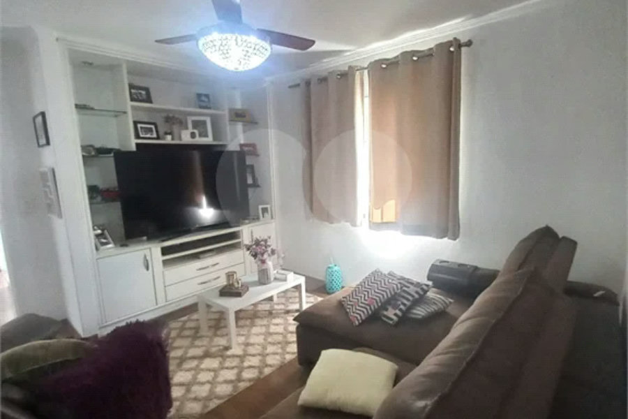 Sobrado com 2 Suítes na Região da Vila Santa Catarina!!!