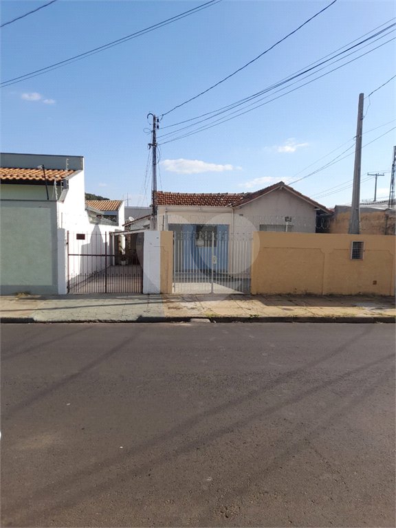Casa térrea na Vila Prado .