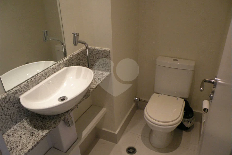 Apartamento à venda no Aeroporto