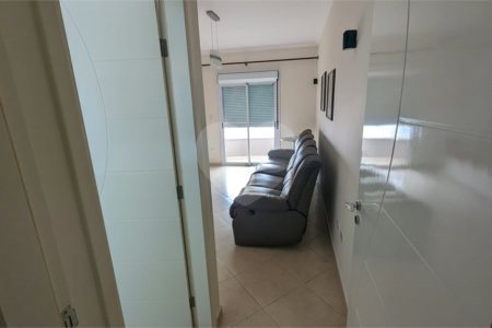 Sobrado Novo à Venda em Mirandópolis | 332 m² | 4 Dormitórios Suítes | 6 Vagas de Garagem