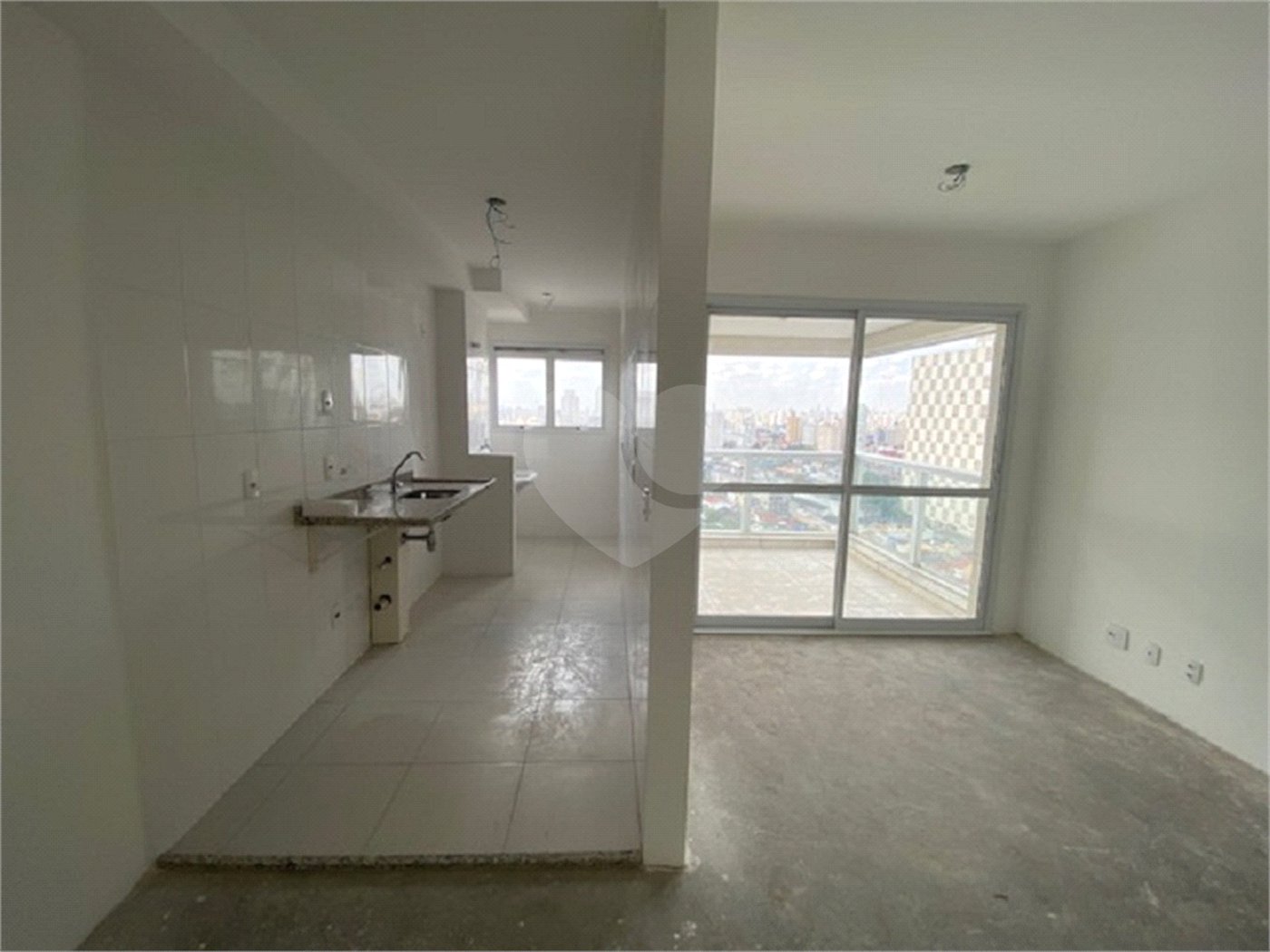 EXCELENTE APARTAMENTO NA ACLIMAÇÃO