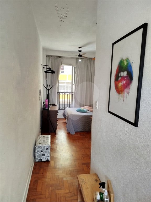 APARTAMENTO 33 M2 - PRÓXIMO METRÔ SÃO BENTO