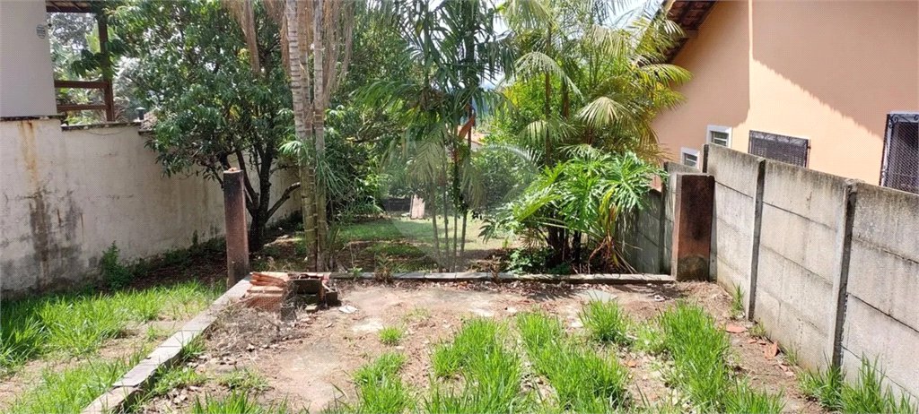 Terreno à venda no Jardim dos Pinheiros, Atibaia