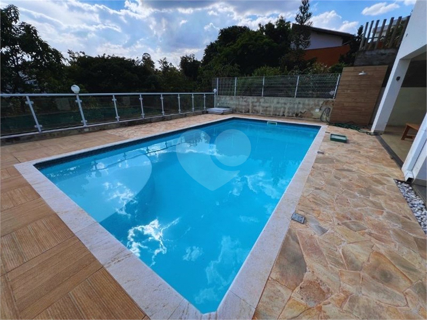 Apresento essa belíssima casa no Condomínio Delle Stelle - Louveira SP