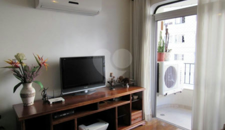 Apartamento à venda com 3 quartos, sendo 1 suíte,  em Santa Cecília, São Paulo, SP