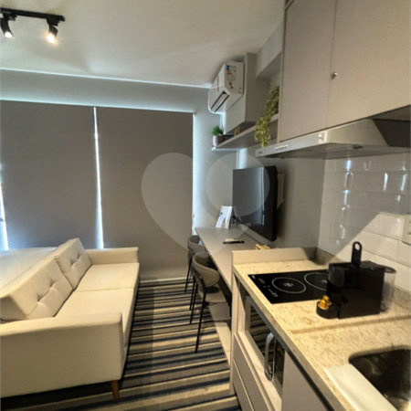 Studio mobiliado em andar alto com lazer completo em Indianópolis