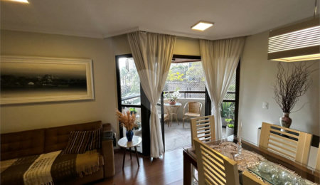 Apartamento à venda com 3 quartos, sendo 1 suíte,  em Vila Andrade, São Paulo, SP