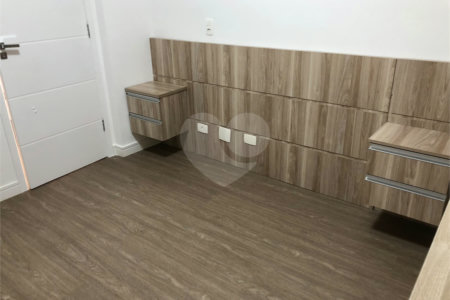 Lindo Apartamento com Varanda integrada