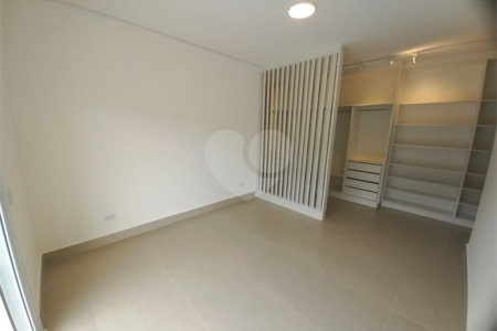 Casa a venda no Condomínio Porto Atibaia