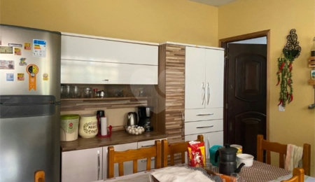 Sobrado à venda com 3 quartos em Parque Industrial, São Carlos, SP