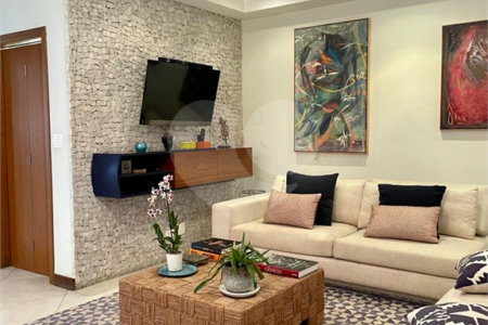 3 quartos 1 suíte 167m² área útil 2 vagas