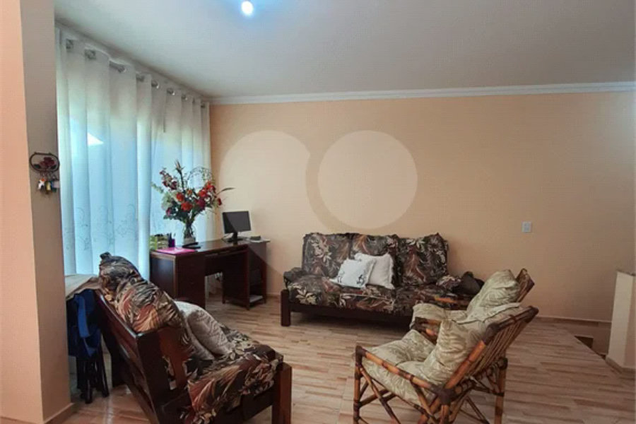 Casa térrea em Pirituba com 30 vagas!!!