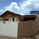 Casa versátil à venda: Casa com 2 Quartos, 3 Unidades Residenciais e Sala Comercial - Louveira