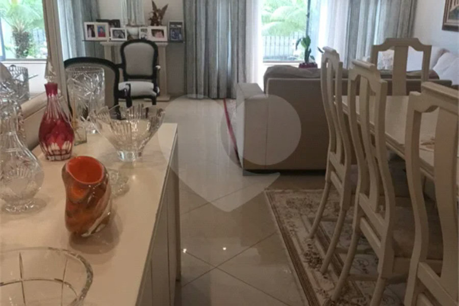 SOBRADO AMPLO COM 4 DORMITORIOS VISÃO PARA SERRA