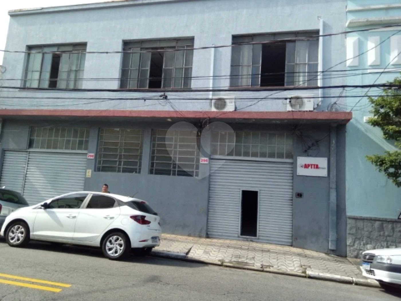 Prédio comercial 720m², 10 salas, 4 banheiros, à venda no centro de São Caetano do Sul