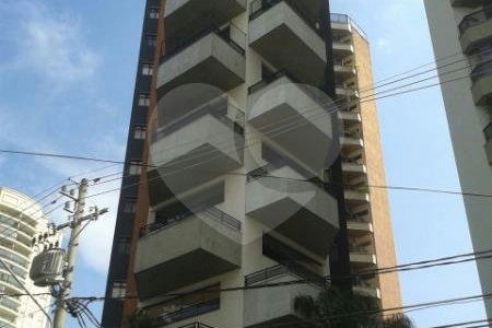 APARTAMENTO COM 4 DORMITÓRIOS E 4 VAGAS À VENDA NA MOOCA