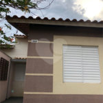 Casa térrea no Condomínio Moradas II .
