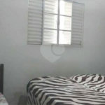 Casa térrea para venda na Vila Faria.