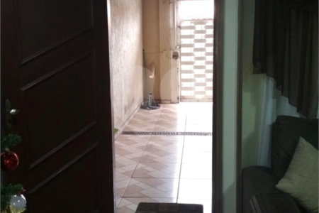 Casa térrea para venda ou locação no Jardim São Carlos V