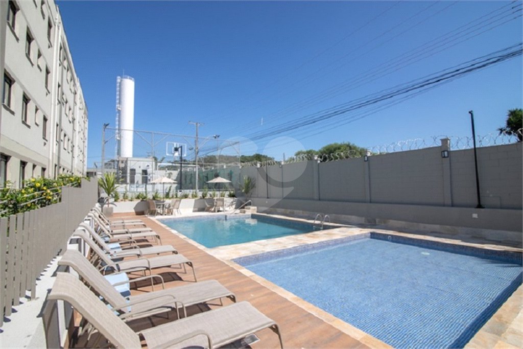 Apartamento com 2 dormitórios.