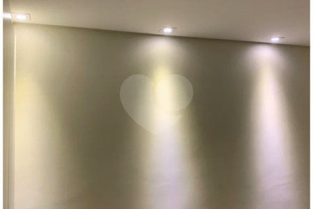 Apartamento à venda na Frei Caneca, 28 m², 1 quarto