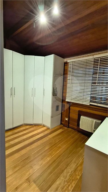 Casa à venda ou para alugar com 7 quartos, sendo 5 suítes, no condomínio Estância Marambaia, Vinhedo - SP