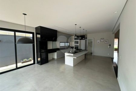 Apartamento Condomínio Montreal