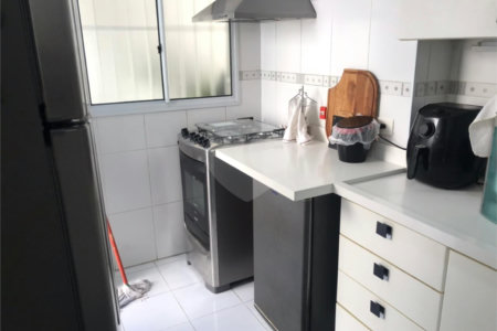 Casa Sobrado à venda no Planalto Paulista de 153m² com 3 dormitórios e 2 vagas