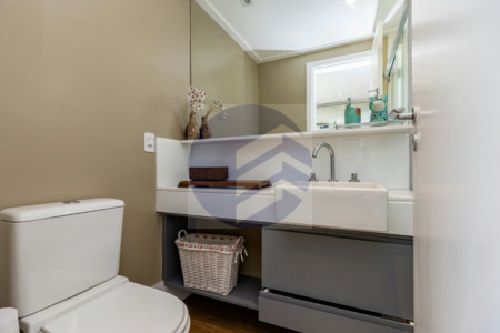Duplex à venda com 3 quartos, sendo 3 suítes, em Vila Suzana 287m²