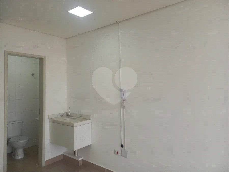 Sala Comercial para locação na Região da Vila Santa Catarina!!!