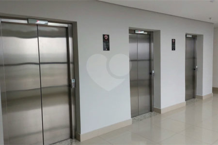 Sala Comercial com Vista para Pedra Grande - Ed. Carraro Tower