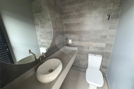 Casa á venda no condomínio Damha IV