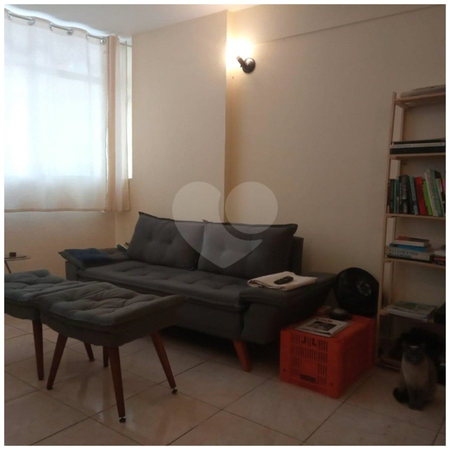 Apartamento mobiliado com 49 m² de área útil, 1 quarto, à venda na Bela Vista