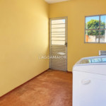 Casa à venda com 3 quartos, sendo 1 suíte, em Jardim Maristela, Três Lagoas - MS
