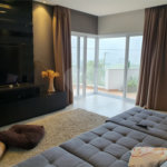 CASA A VENDA NO URBANOVA, CONDOMINIO JAGUARY, 4 DORMITORIOS, 4 SUITES, 5 VAGAS, PISCINA, SJC