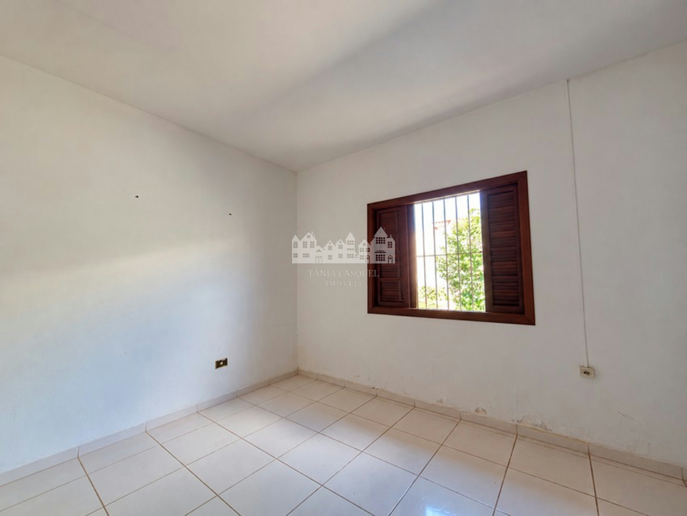 Casa Térrea à venda com 4 quartos, sendo 2 suítes, em Loteamento Loanda, Atibaia, SP