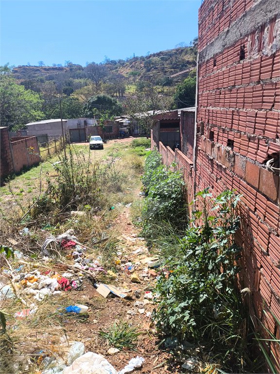 Terreno a venda no Cidade Aracy 2