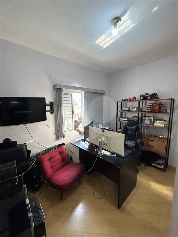 Sobrado venda no Alto da Mooca, com 266m2, 4 quartos, 3 salas, área gourmet e 2 vagas de garagem